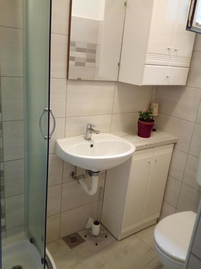 Apartment Nadija Brsec Bagian luar foto